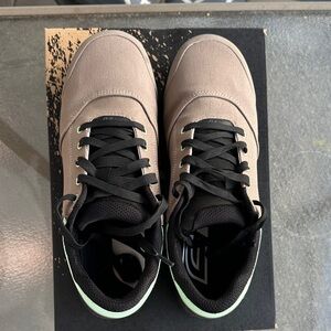 Specialized 2F0 Roost Canvas Flat Mountain Biking Shoes